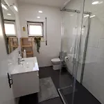 - Casa Inteira